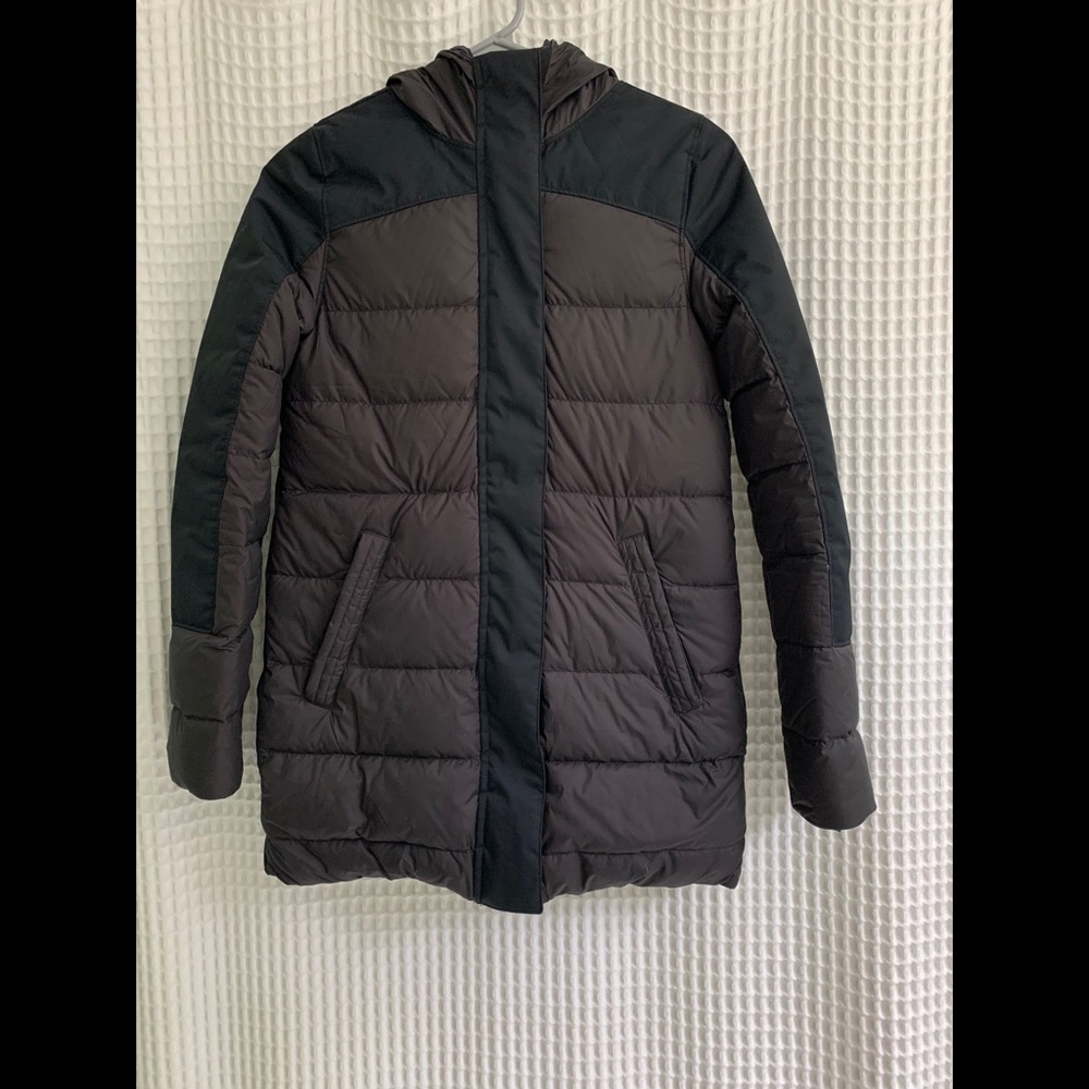 Ivivva long winter coat size 12, gently worn.